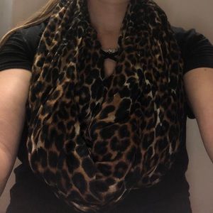 Express infinity scarf